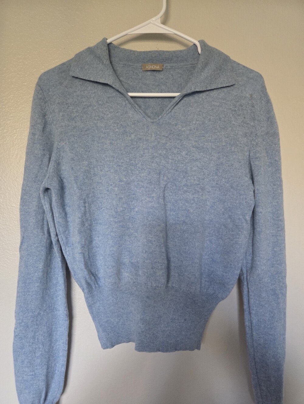 Agnona 100% cashmere long-sleeve polo sweater V-neck collar Size 6